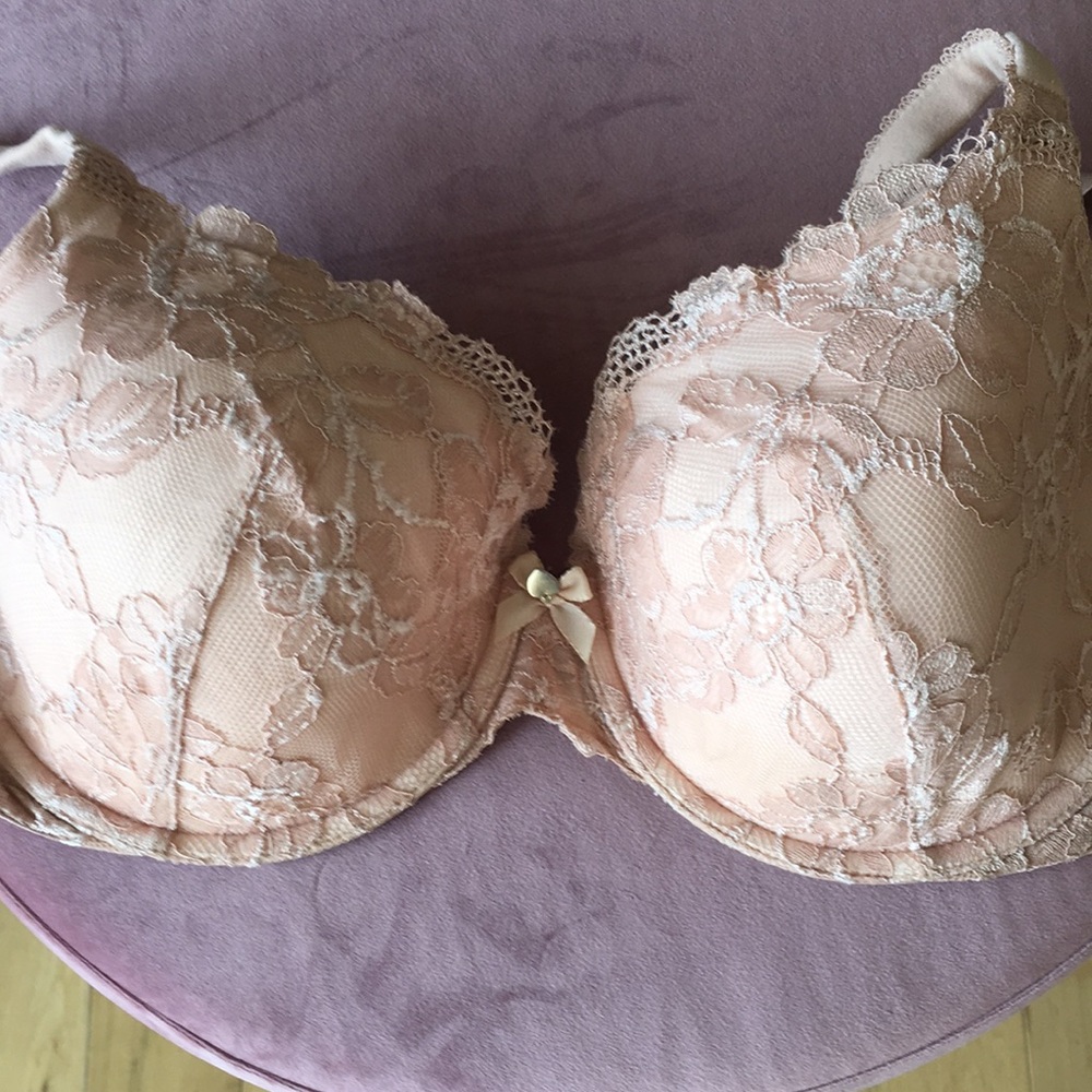 Victoria’s Secret bra
